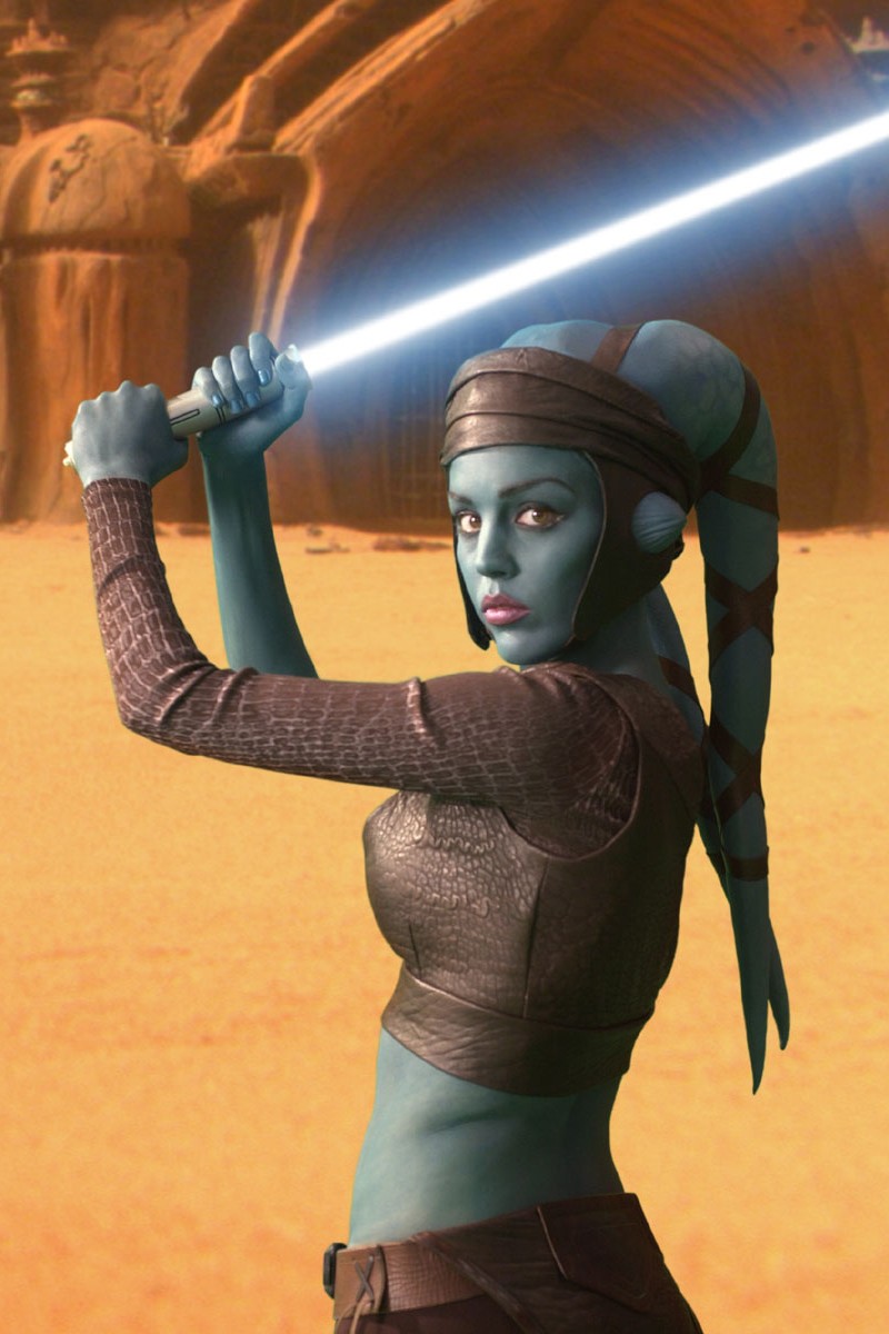 Sideshow Aayla Secura Premium Format Page 2