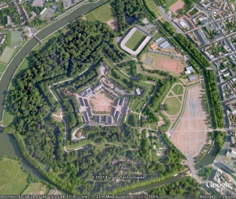 Stades de football dans Google Earth - Page 5 Vauban10