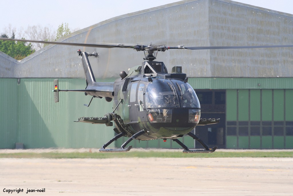 BO105 Bo105_10