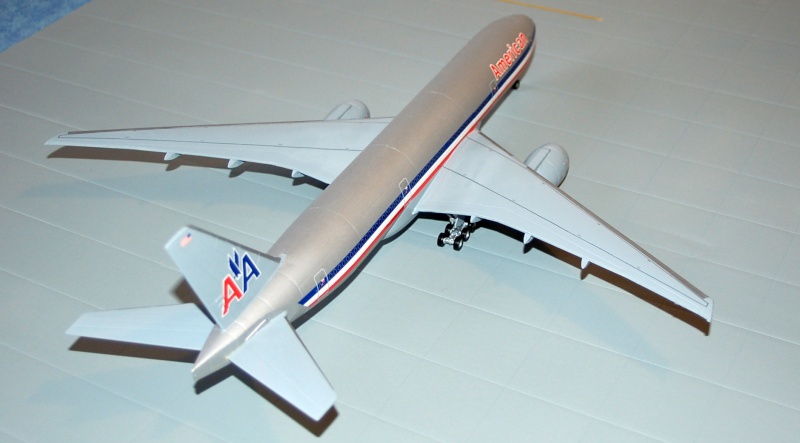 Boeing 777-200 - American Airlines - Minicraft - 1/144 Dsc_0031