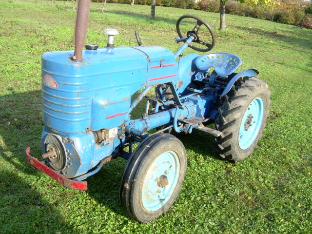 A VENDRE: Tracteur Staub AM10 Dscn0910