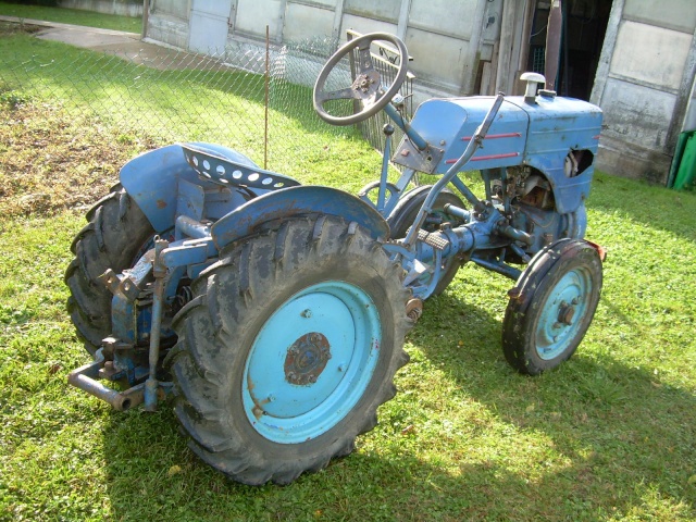 A VENDRE: Tracteur Staub AM10 Dscn0912