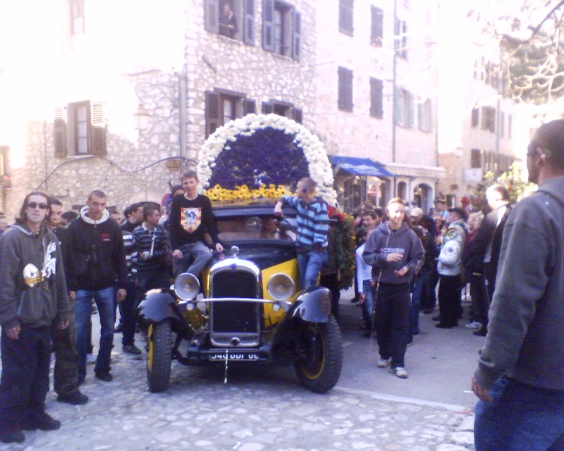 Photos de la fte de la violette (tourette sur loup) 11-03-31