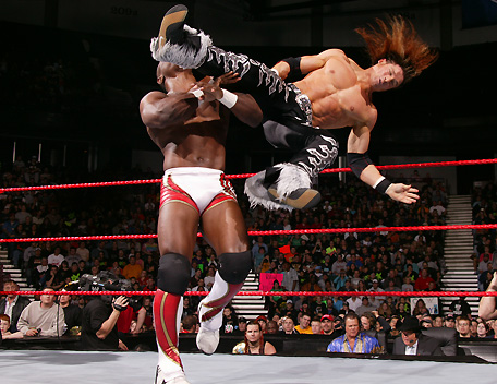 Shelton Benjamin... 31564510