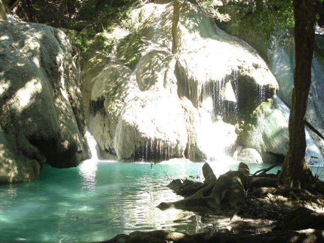 INAT adventures at KAANGRIAN FALLS (1/24/10) Dsc00818