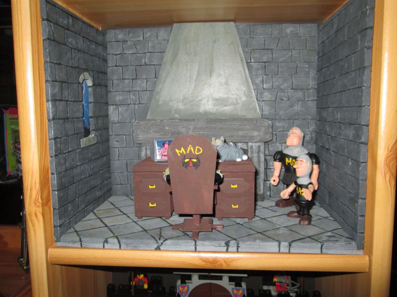 Diorama custom "Le repaire du Docteur Gang" (Inspecteur gadget) Img_0014