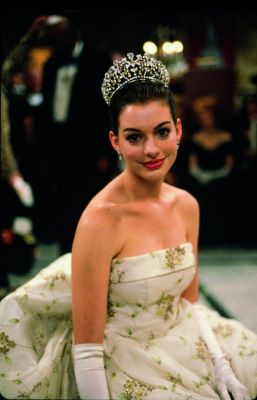 Anne Hathaway Normal10