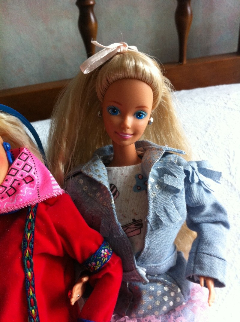ma collection de Barbie - Page 7 08810