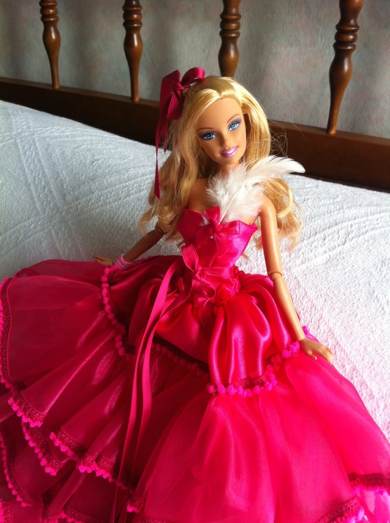 ma collection de Barbie - Page 7 17110