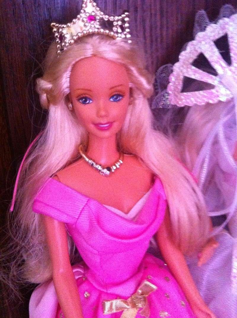 ma collection de Barbie - Page 7 24410