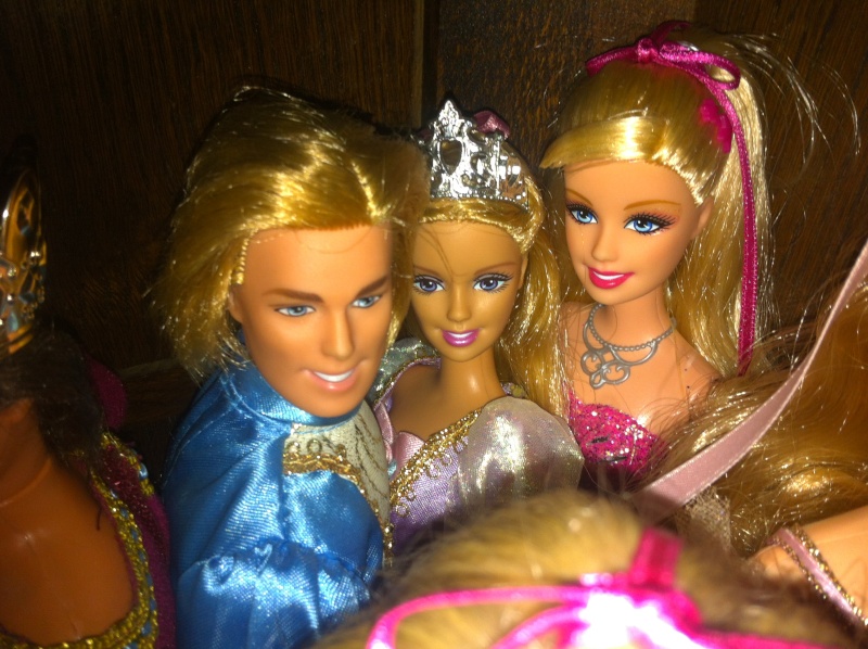 ma collection de Barbie - Page 7 25110