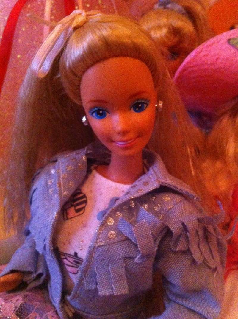 ma collection de Barbie - Page 7 40210