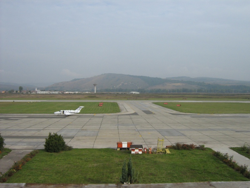 Aeroportul Targu-Mures (Transilvania) - 2008 - Pagina 4 Img_1210