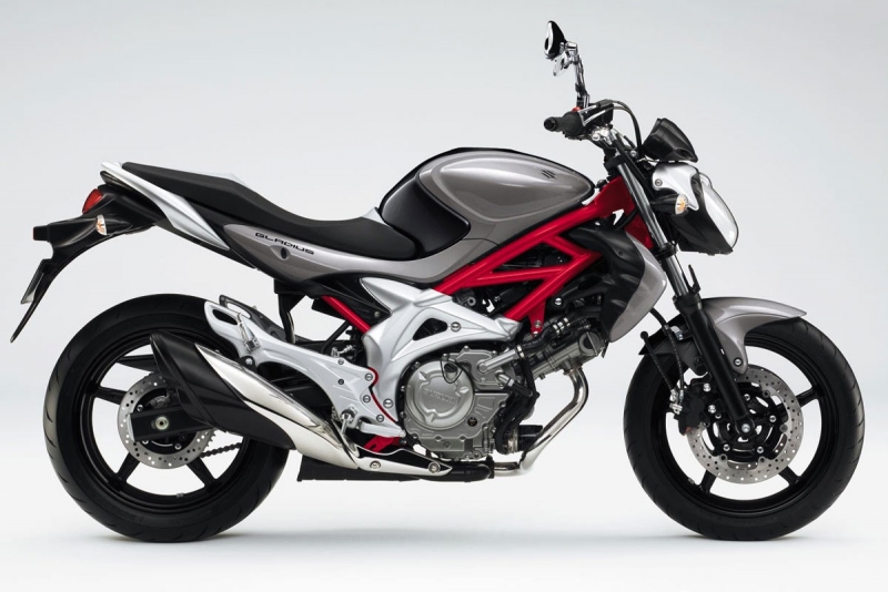 Nouvelle Suzuki SFV 650 Gladius Nouvea11