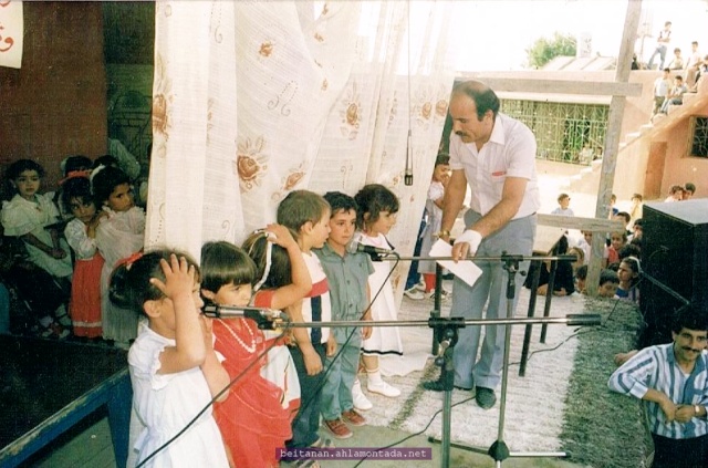فقرات أطفال روضة نادي بيت عنان ضمن حفلات النادي بداية الثمانينات Ouuoo219