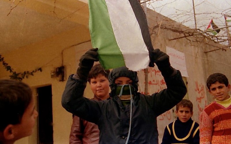  112 صورة قبل خمس وعشرون سنة للذكرى " في زمن الانتفاضة الاولى وقت استشهاد محمد سالم  Ouuuu115