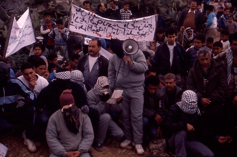  112 صورة قبل خمس وعشرون سنة للذكرى " في زمن الانتفاضة الاولى وقت استشهاد محمد سالم  Uuouou24