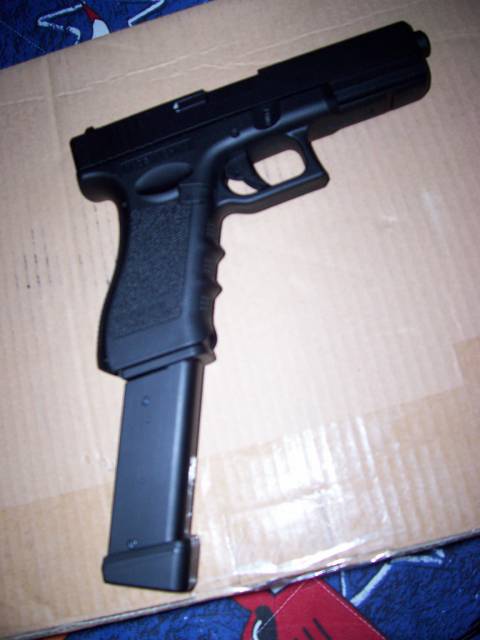 Glock 18C AEP Cyma 210
