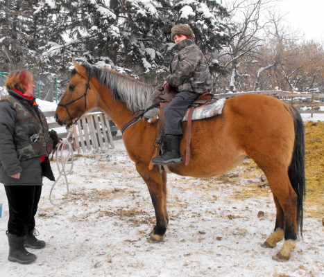 Got new mares and Happy New Year! 2010_010