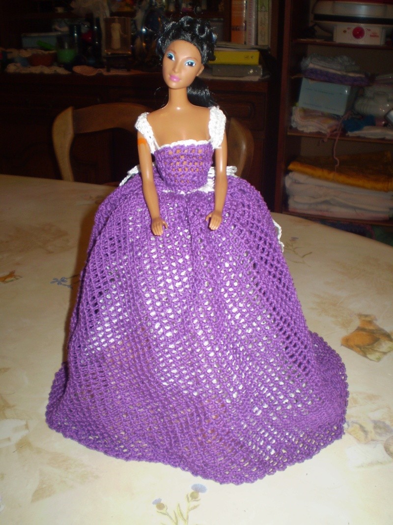 Encore une robe de poupée Barbie Poupae10
