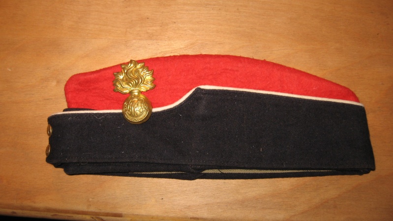 Colored fiel service cap Fusilier Mont-Royal Milita18