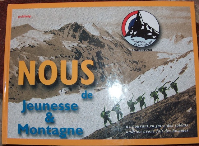 Jeunesse et Montagne: les tenues Hpim3610