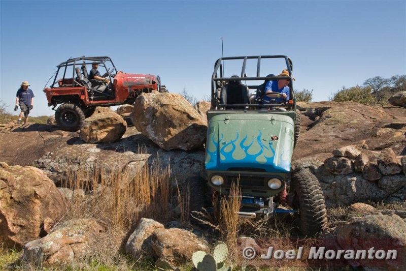 BJ40 JOUSTRA sur chassis SCX10 - Page 3 007_ro10