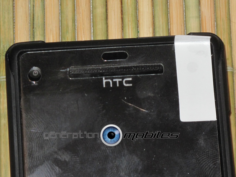 [ORDICA-STORE] Test de la Coque Ultra Fine Incipio Feather Case pour le WP8X by HTC Img_6331