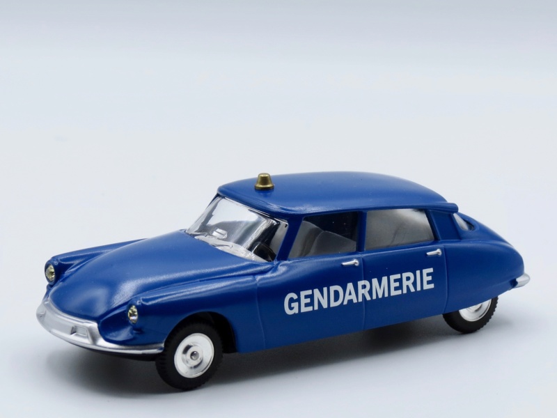 Citroën miniatures > "Véhicules des forces du maintien de l'ordre"  1960_d10
