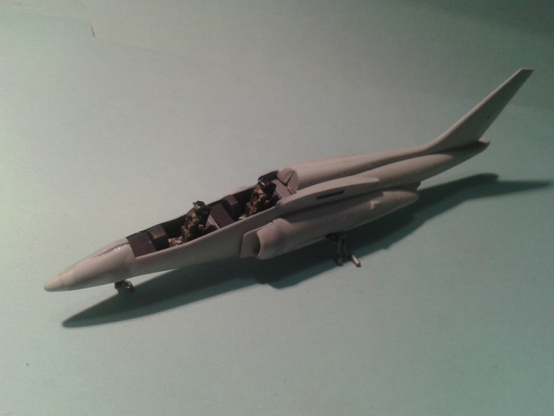 Alpha Jet 1 000 000h Revell 1/72e FINI - Page 2 2012-205
