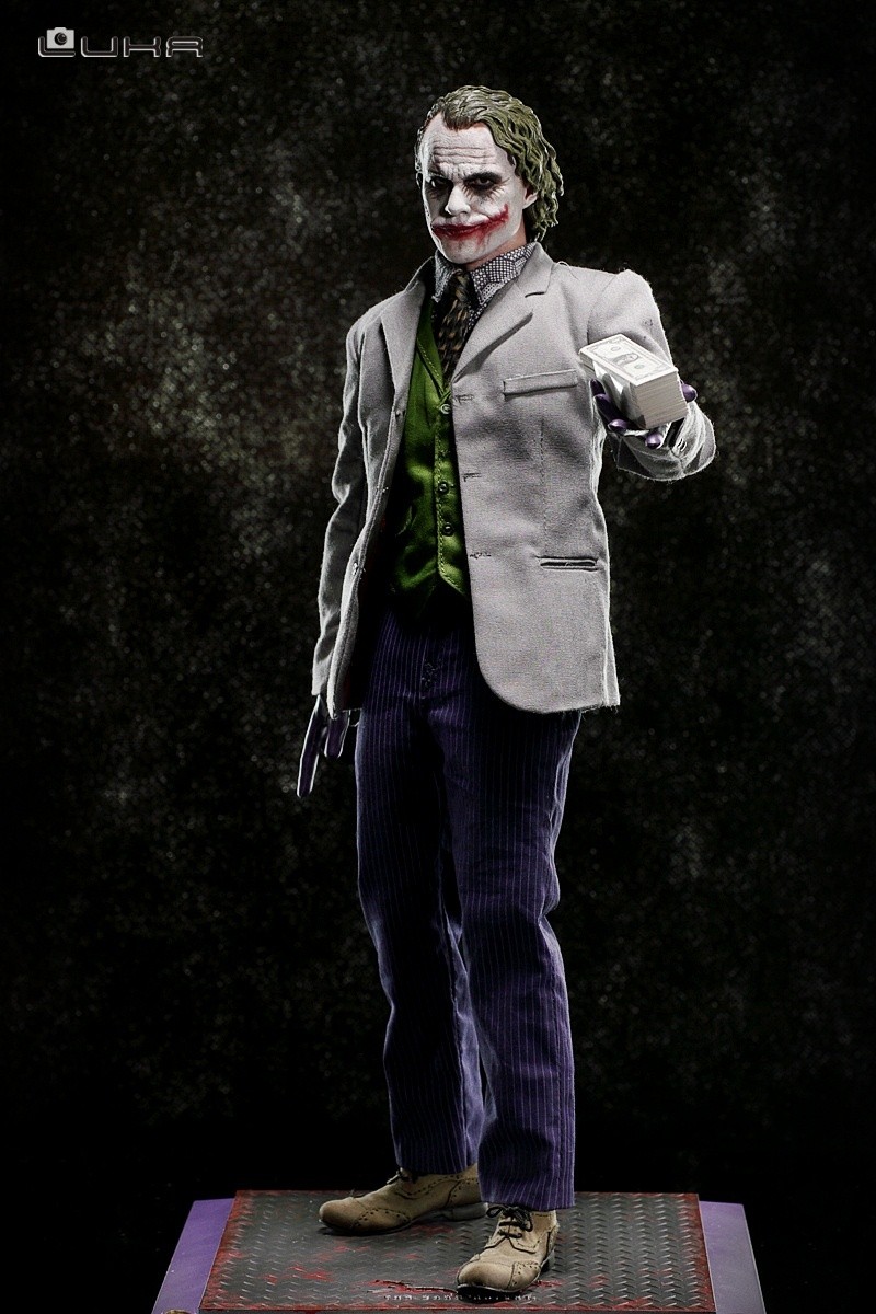 Hot Toys - The Dark Knight - DX11 - Joker 2.0 3511