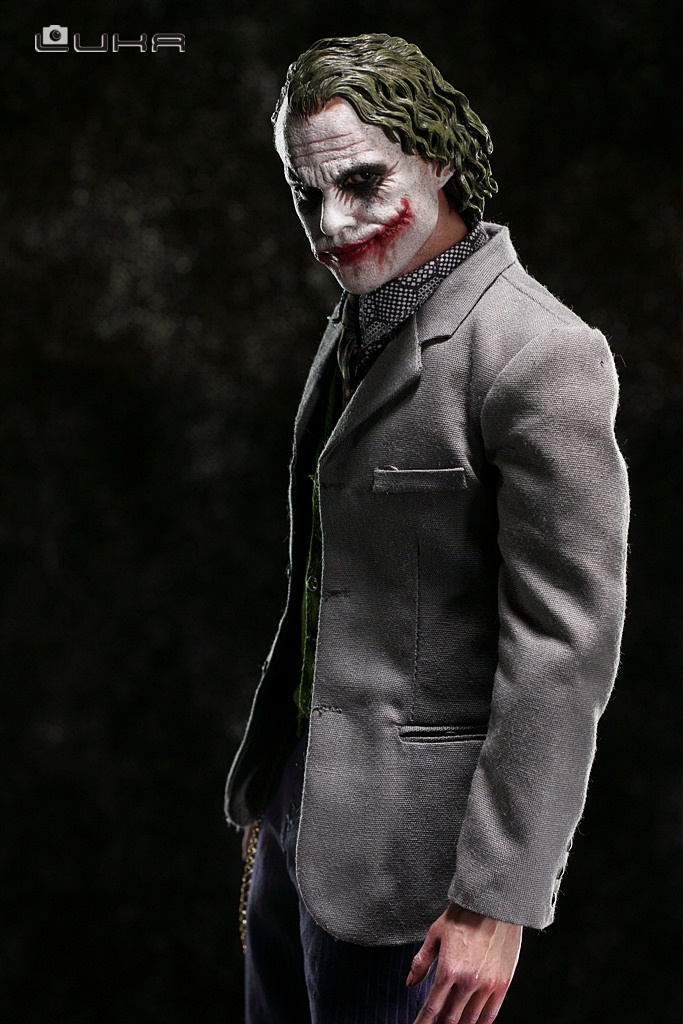 Hot Toys - The Dark Knight - DX11 - Joker 2.0 4111