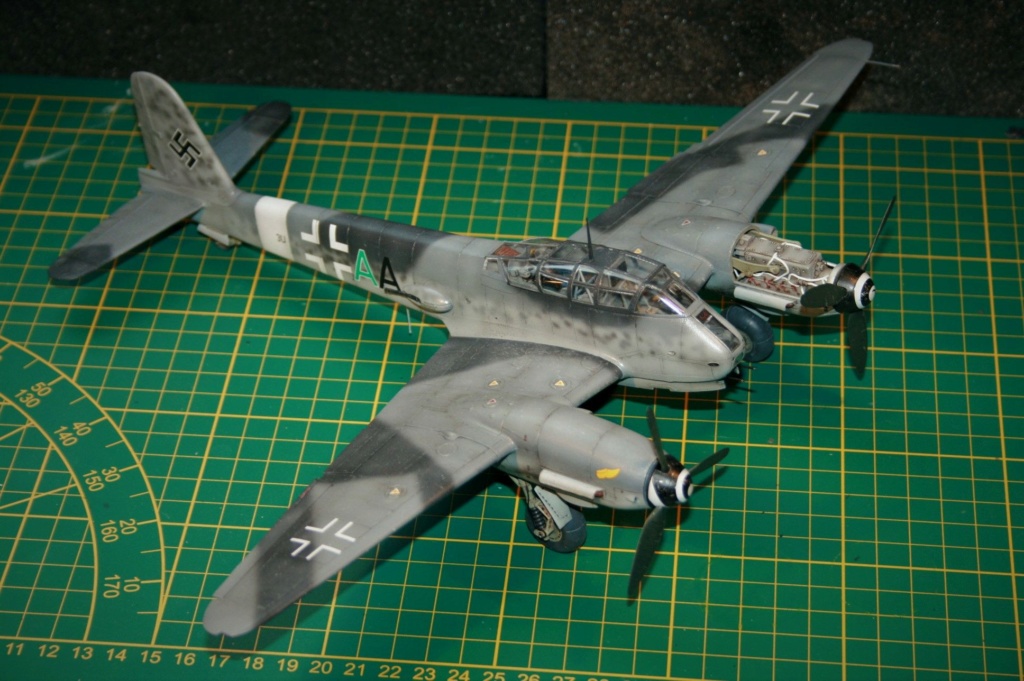 Messerschmitt Me 410B-2/U2/R4 (MENG 1/48) - Page 10 Img_0613