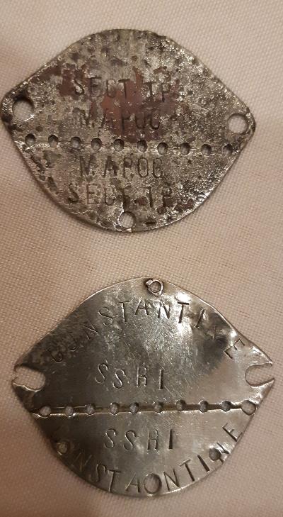 Deux plaques françaises mod.1918 Placss11