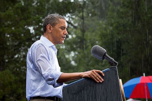 البيت الأبيض يصدر صورا نادرة لأوباما خلال عام 2012 Wh1-jp10