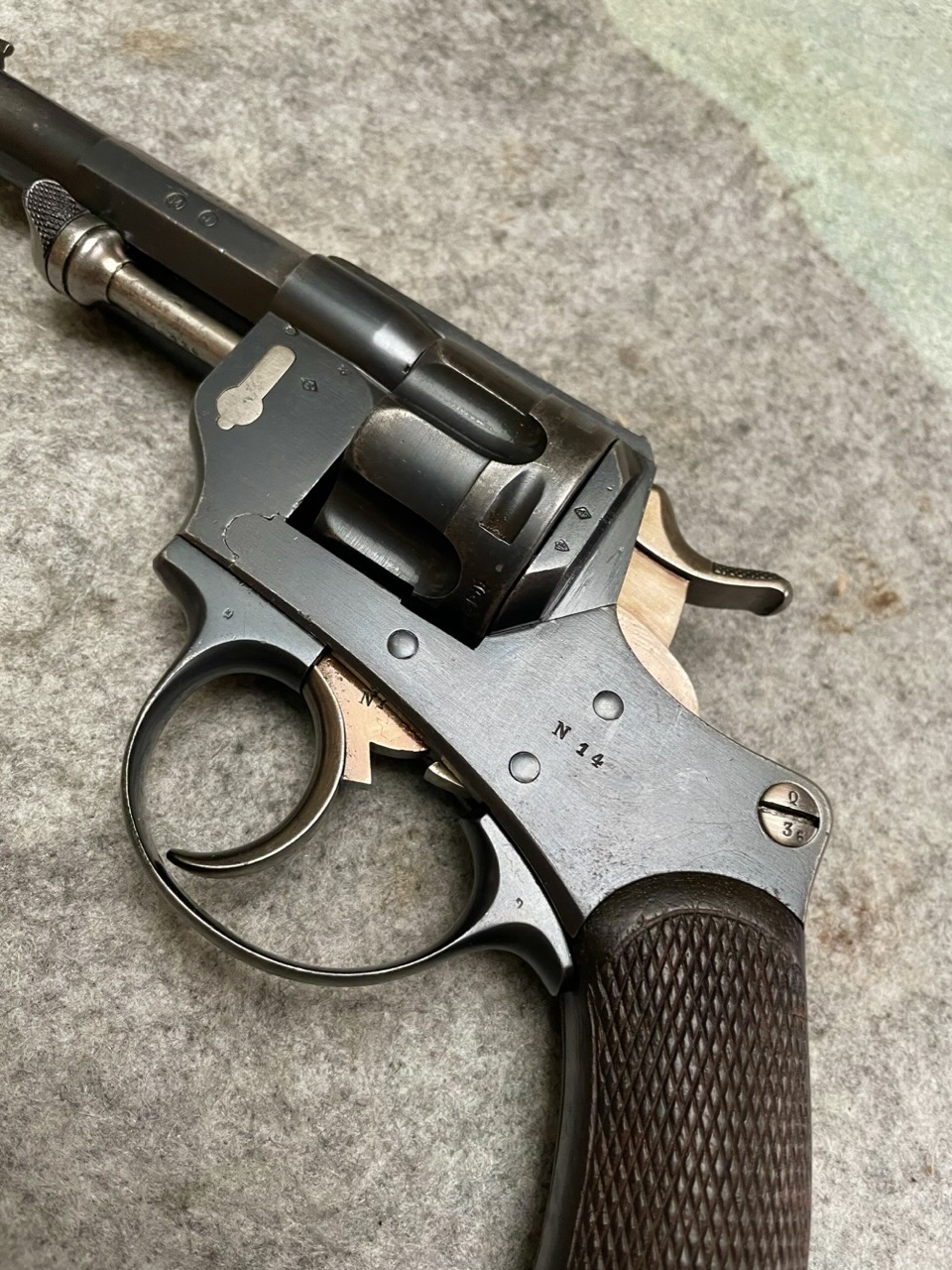 Revolver 1874  39c87d10