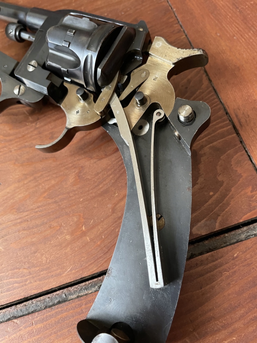 Un revolver MAS 1892 de 1894... Img_5433