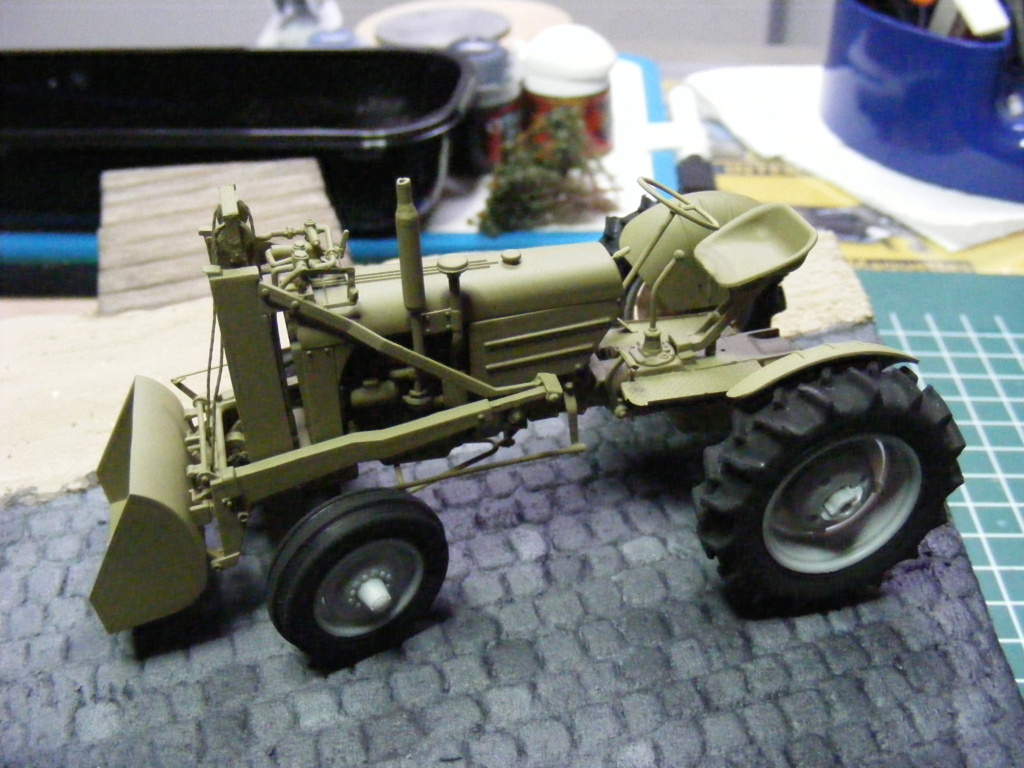 Tracto-pelle CASE VAI ( THUNDER 1/35 ) Dscf8518