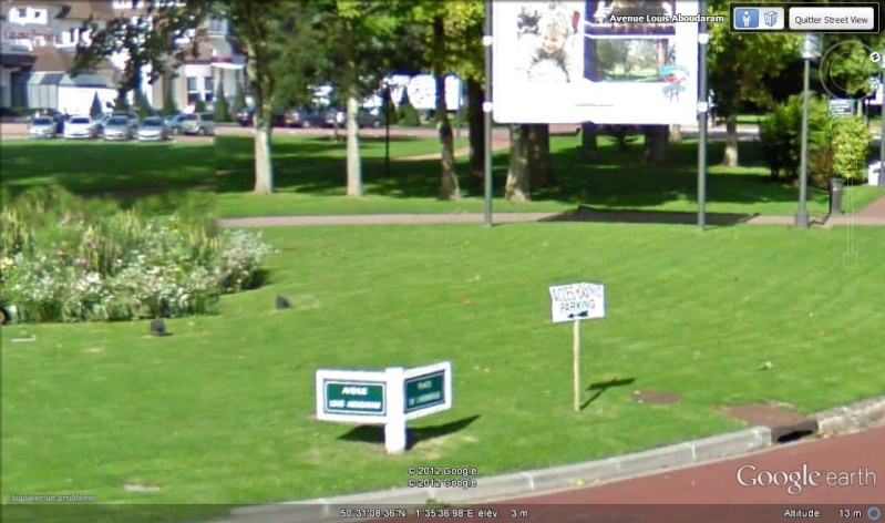 STREET VIEW : les bornes et les plaques Michelin Tre10
