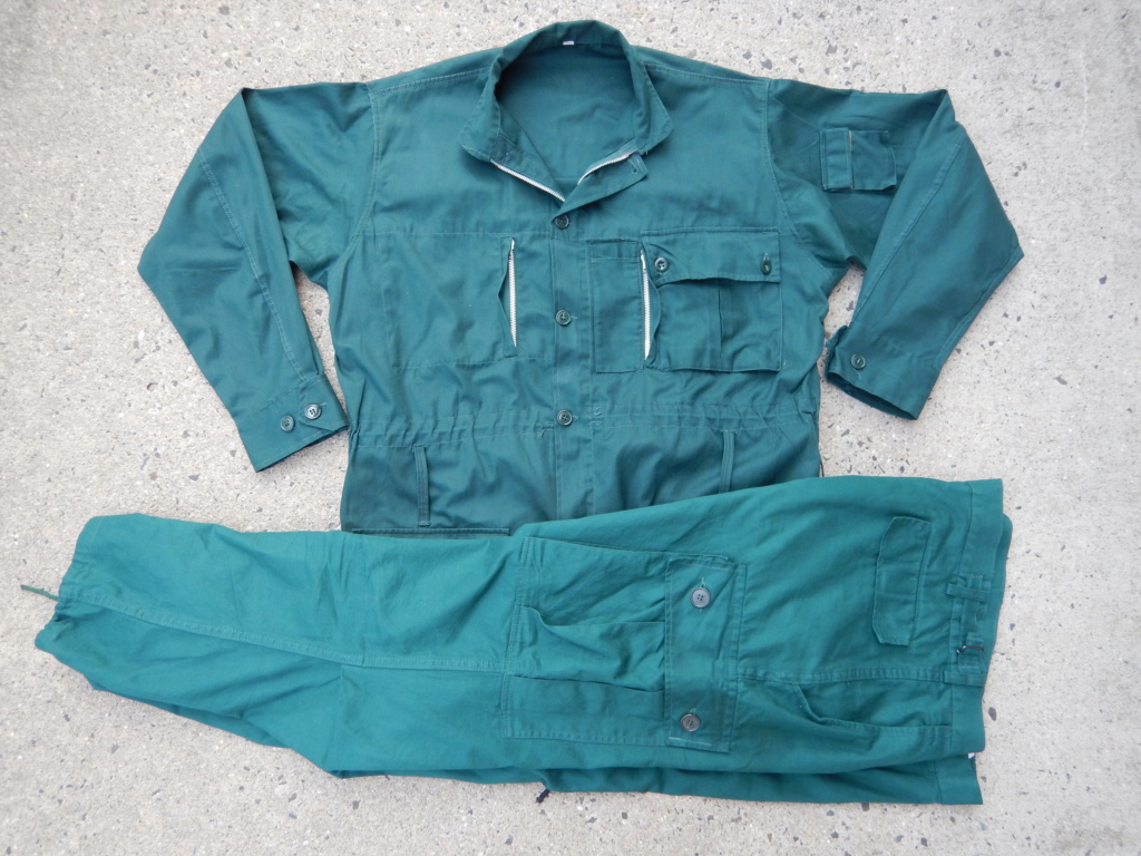 Italian COMSUBIN Green Uniform Dscn8425