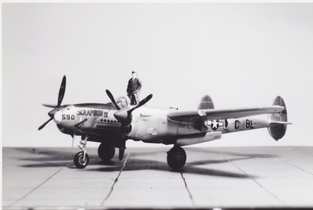 [ACADEMY] LOCKHEED P-38 J-25-LO LIGHTNING Réf 2126 Academ13