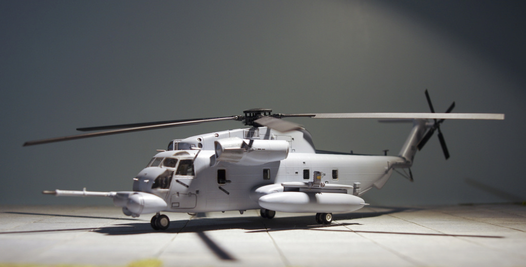 [ITALERI] SIKORSKY MH-53 J PAVE LOW III Réf 030 Italer10
