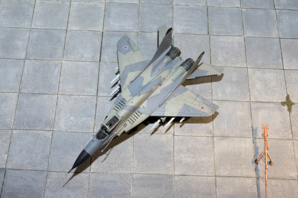 [TRUMPETER] MIKOYAN-GUREVICH MiG 29 SMT Réf 01676 Trumpe21
