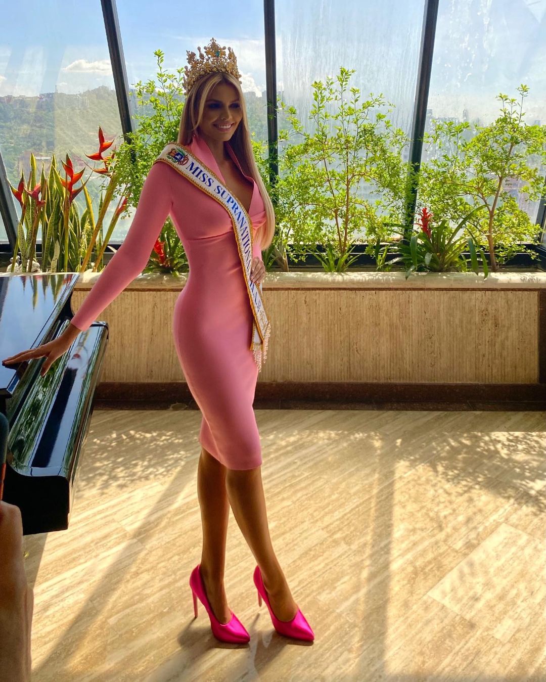 valentina sanchez trivella, universal woman 2023/3rd runner-up de miss supranational 2021. - Página 9 22838810