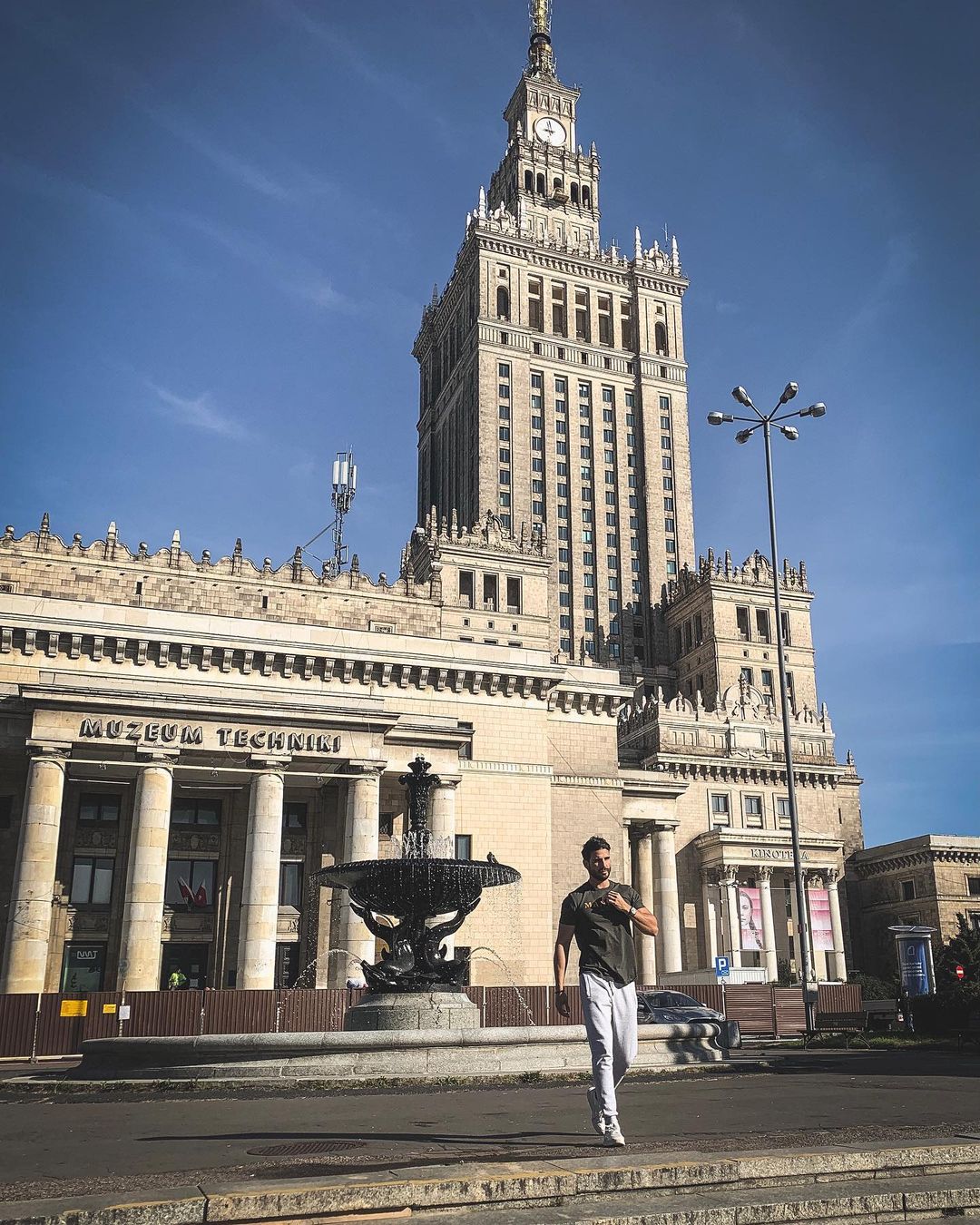 alvaro vargas, mister supranational 2021. - Página 10 23761912