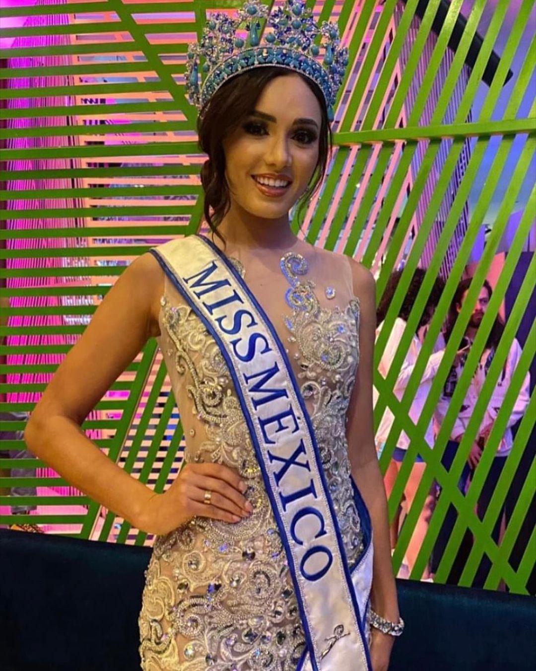 México - karolina vidales, top 6 de miss world 2021. - Página 18 24981513