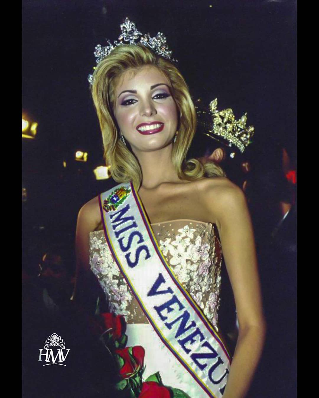 ana karina anez, miss venezuela 2003. - Página 2 25778817