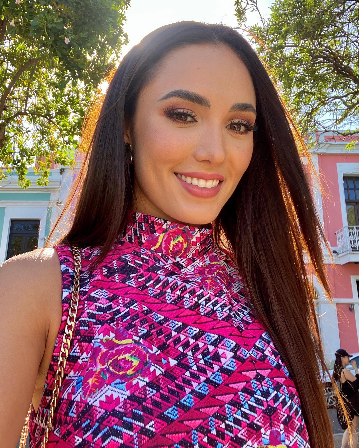 karolina vidales, top 6 de miss world 2021. - Página 35 27132120