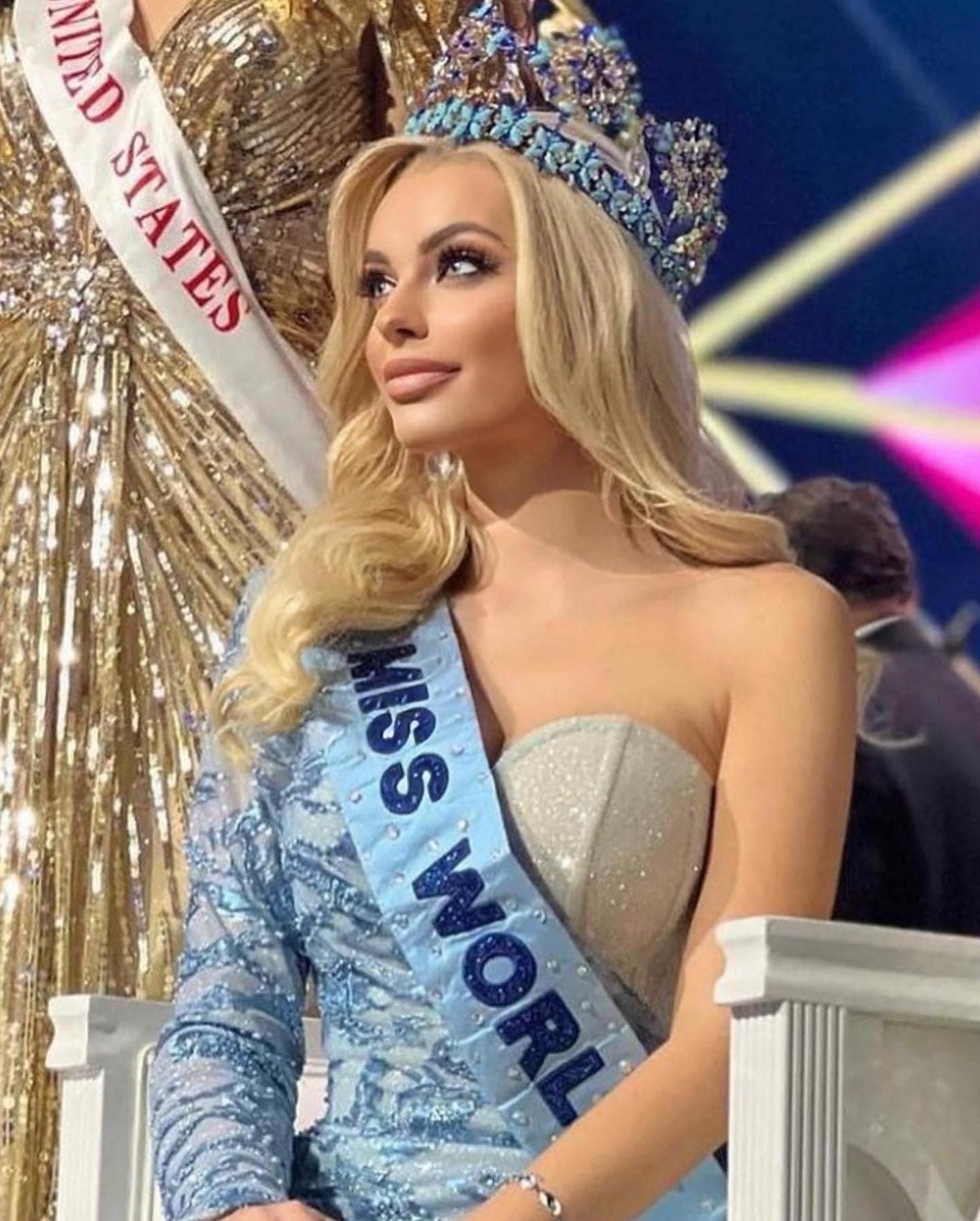 karolina bielawska, miss world 2021. 27166413