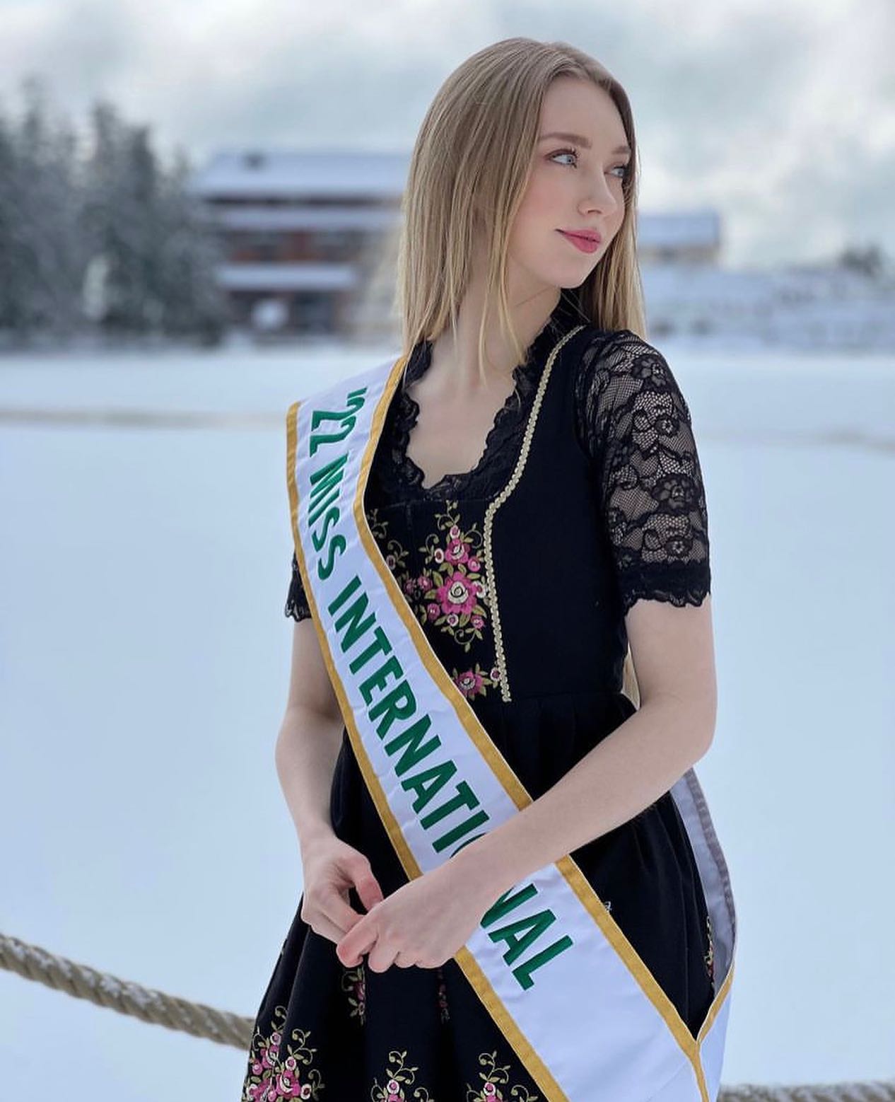 5 - jasmin selberg, miss international 2022. - Página 6 33289214